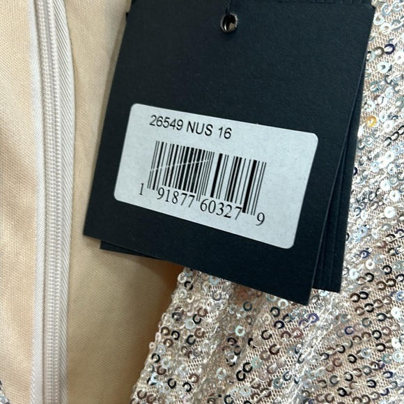 Mac Duggal 26549 NWT SEQUINED HI-LO FRONT TWIST MIDI DRESS - Picture 7 of 11